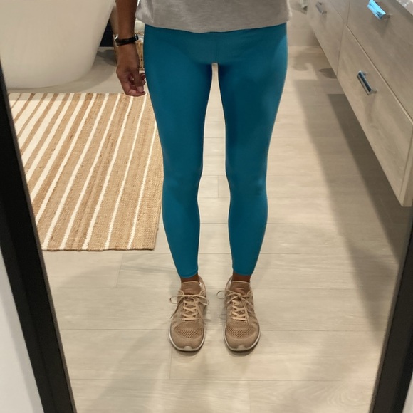 🌊APL TechLoom Pro Women’s Size 10 in Rose Gold Metal🌊 - Picture 3 of 9